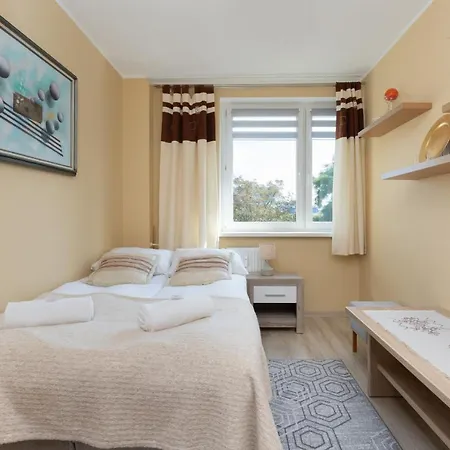 Lejlighed Spacious Family In By Renters *