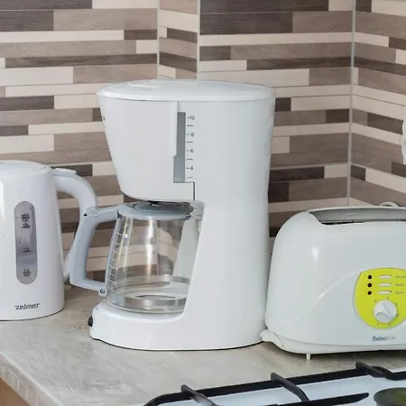 Spacious Family In By Renters Apartman *